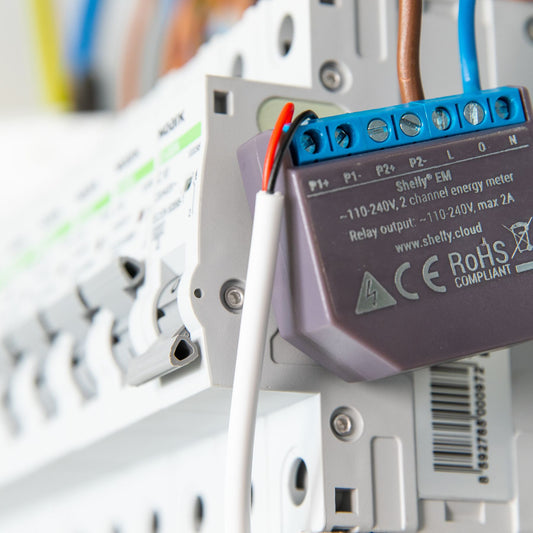 Shelly EM + Pinza 120A: Medidor de Energía Wi-Fi de Alta Precisión