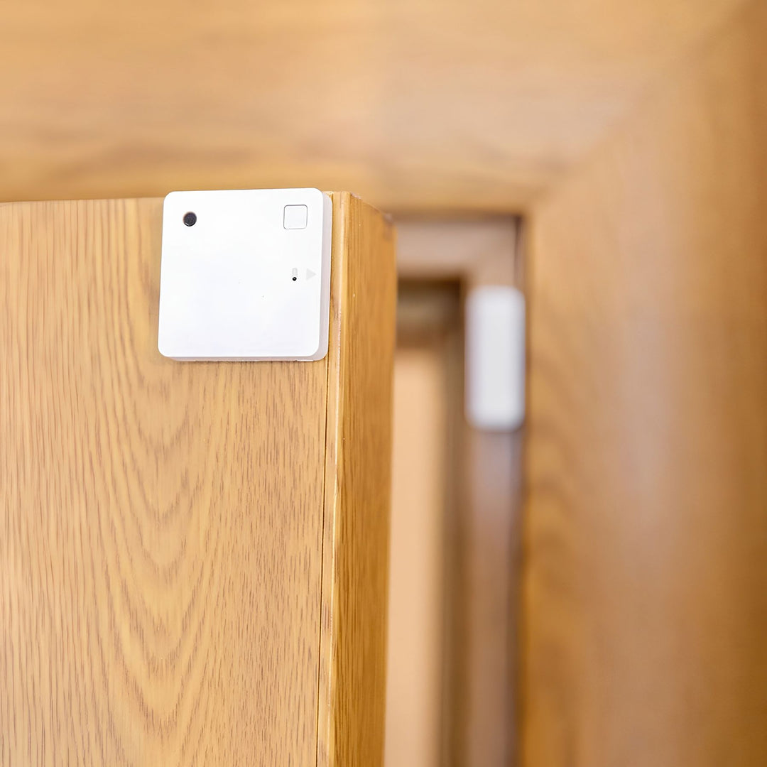 Sensor de ventana Shelly BLU Door/Window ZB blanco compatible con Home Assistant y coordinadores Zigbee